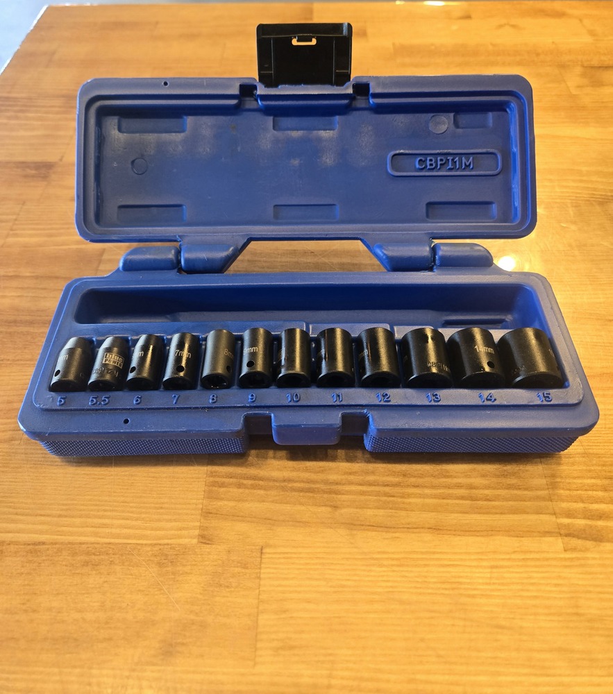 Blue Power Socket Set | Great Plains Pawn