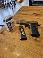 Sig Sauer 1911 Airsoft Gun w/ Daisy Precision Max BB's