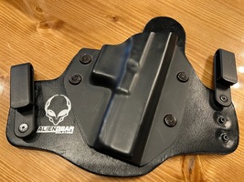 G19 Alien Glock Holster