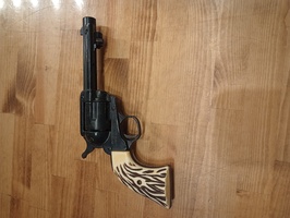 Hahn 45 BB Gun w/ Holster & Box of Cartridges