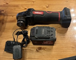 Hyper Tough Grinder w/ 4.0 Battery & Charger