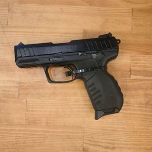 RUGER SR22