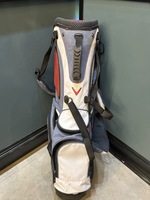 GREY AND WHITE CALLAWAY GOLF BAG 