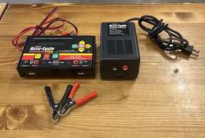 HOBBICO ACCU-CYCLE PRO SERIES ELITE BATTERY CHARGER