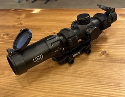 USO TS 1-6X  SCOPE WITH MOUNT