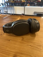 SKULL CANDY CRUSHER OVER THE EAR BT HEADPHONES 