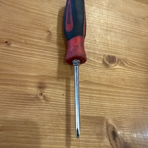 SNAP ON  PHILIPS NO. 2 SCREW DRIVER RED/BLACK