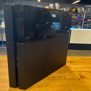 PS4 500GB WITH ONE CONTROLLER AND CABLES