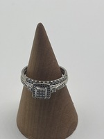 4.00gms Band Ring 10K BAND SET WITH TINY DIAMONDS 