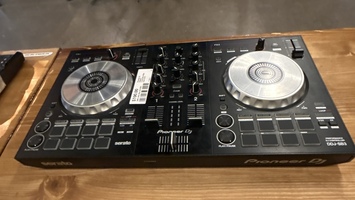 Pioneer DJ DDJSB3 Controller WITH USB CORD 