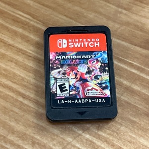 NINTENDO SWITCH MARIO KART 8