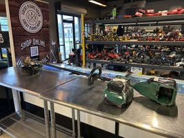 MASTERFORCE 80V TRIMMER WITH BATTERY AND CHARGER