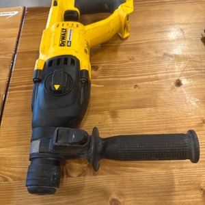 DEWALT DCH133 20V HAMMER DRILL (TOOL ONLY)