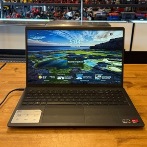 Dell INSPIRON 15
