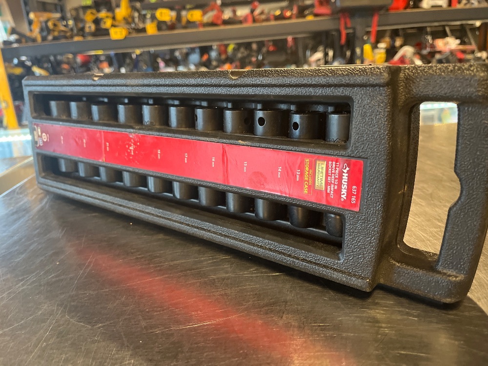 Husky / 637165 / 11 pc socket set | Great Plains Pawn