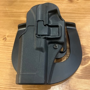 BLACKHAWK HOLSTER FOR GLOCK 17