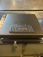 FORTRESS / 11E30 / PORTABLE SAFE