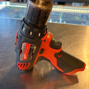 Milwaukee / 2407-20 / 3/8 drill/driver