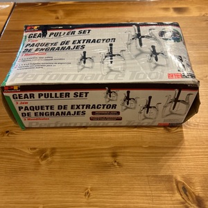 PERFORMANCE TOOLS W134DB 3 JAW PULLER SET