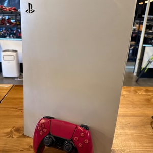 SONY PS5 WITH ONE CONTROLLER