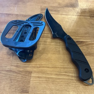 BLACK KNIFE WITH PLASTIC SHEATH