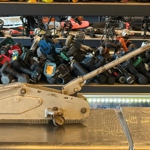 Pro-Lift F-361 4000LBS Hydraulic Floor Jack 