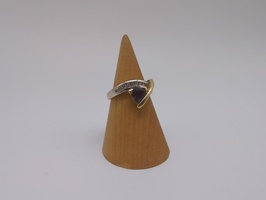 14K YELLOW GOLD RING WITH LIGHT BLUE STONE