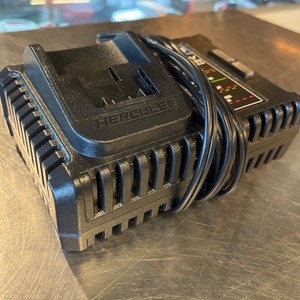 Hercules / HC04 / 20v/12v Fast Charger