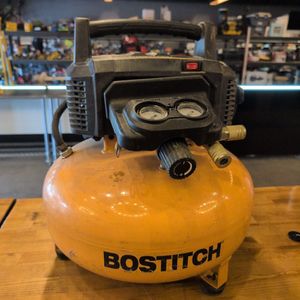 Bostitch 6.0-Gallon Portable Electric 150 PSI Pancake Air Compressor