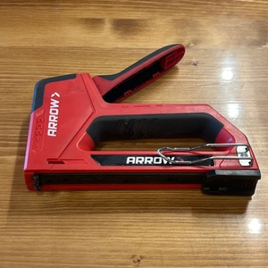 Arrow T501 5-in-1 Manual Staple and Nail Gun