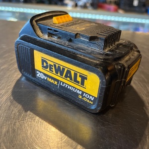 DeWalt / DCB205 / 20v 5AH Battery