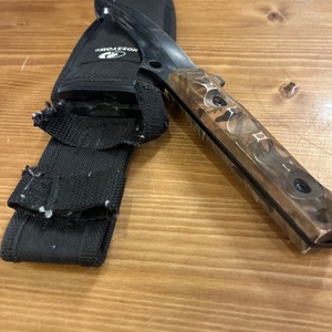MOSSY OAK / GUT KNIFE