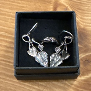 STERLING SILVER BLACK HILLS GOLD .925 EARRING AND RING SET 