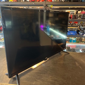 Onn / 1000012589 / 32" / Roku TV