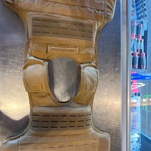 SLD-TAC AND SLD-FRAS / TAN ARMOR PLATE CARRIER