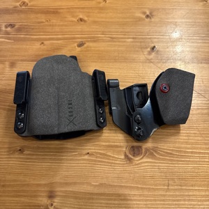 INCOG CC IWB HOLSTER W/MAG HOLDER