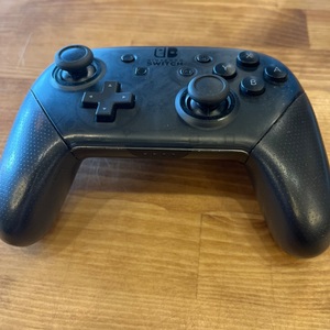 NINTENDO / SWITCH / PRO CONTROLLER