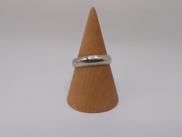 14K YELLOW GOLD RING