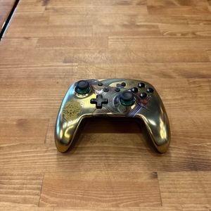 Zelda Themed Nintendo Switch Pro Controller 