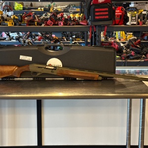 CZ SEMI AUTO 12 GAUGE SHOTGUN