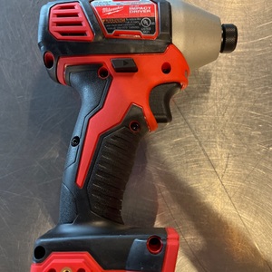 MILWAUKEE / 2656-20 / 1/4" IMPACT