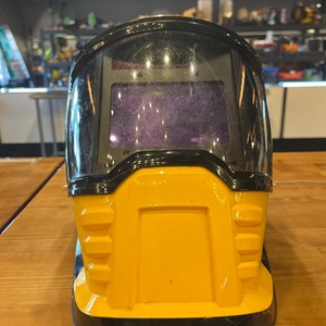 Dewalt / Wide View Auto-Darkening Welding Helmet