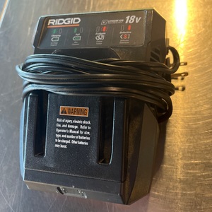 Rigid / R86092 / Battery Charger