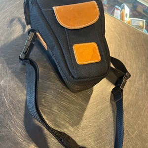 QUANTARAY / CAMERA HOLSTER