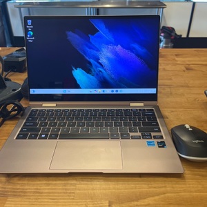 Samsung - Galaxy Book4 15.6" FHD Laptop - Intel Core 7- 8GB Memory - 256GB SSD