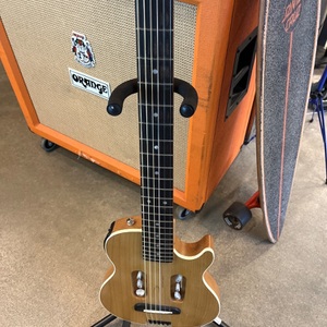 Traveler Guitar / Escape / MK III