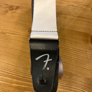 Fender Logoed Satin Guitar Strap in Black/White