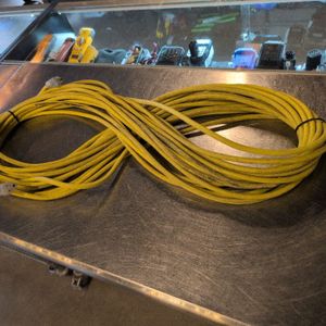 EXTENSION CORD