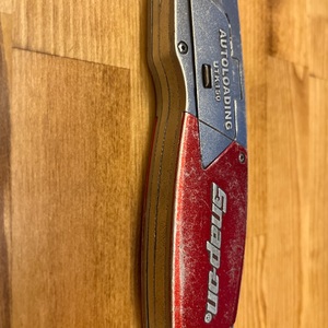 Snap On / Box Cutter
