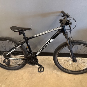Giant ATX/ XS FRAME/ mountain bike